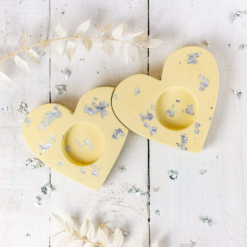 Nine Angels Set of heart-shaped tea light holders - yellow